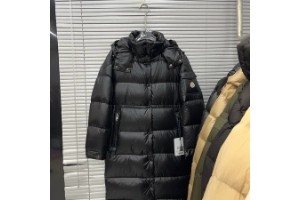 モンクレール ダウン